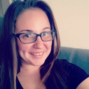 Meet your Posher, Karina